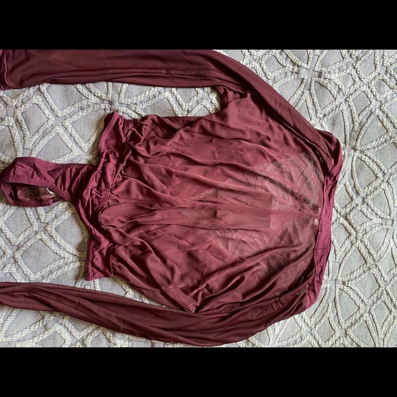 PrettyLittleThing Wine Mesh Plunge Thong Bodysuit - Picture 8 of 10